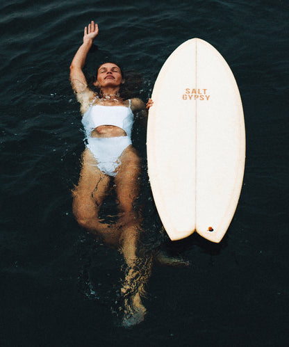 Weightless by Paula Ortega